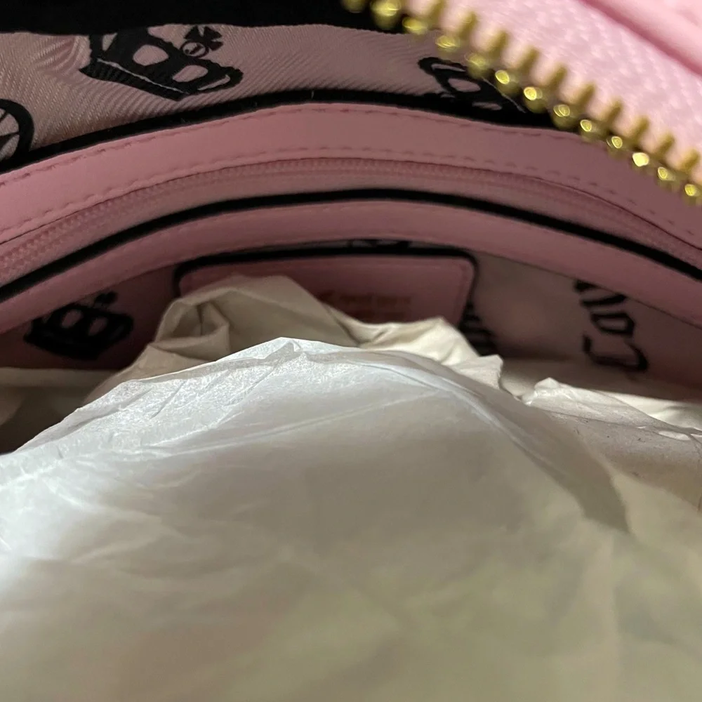 Juicy Couture - Picture 13 of 13